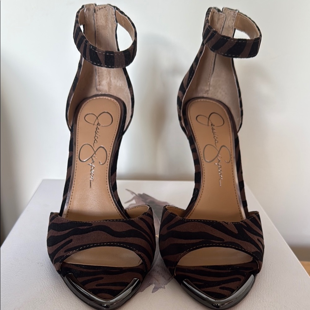 Jessica Simpson Black and Brown Women's Heels